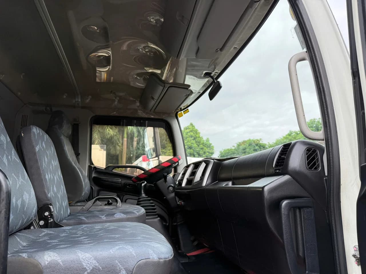 Hino 500 FG thùng lạnh đời 2022 - ảnh 9