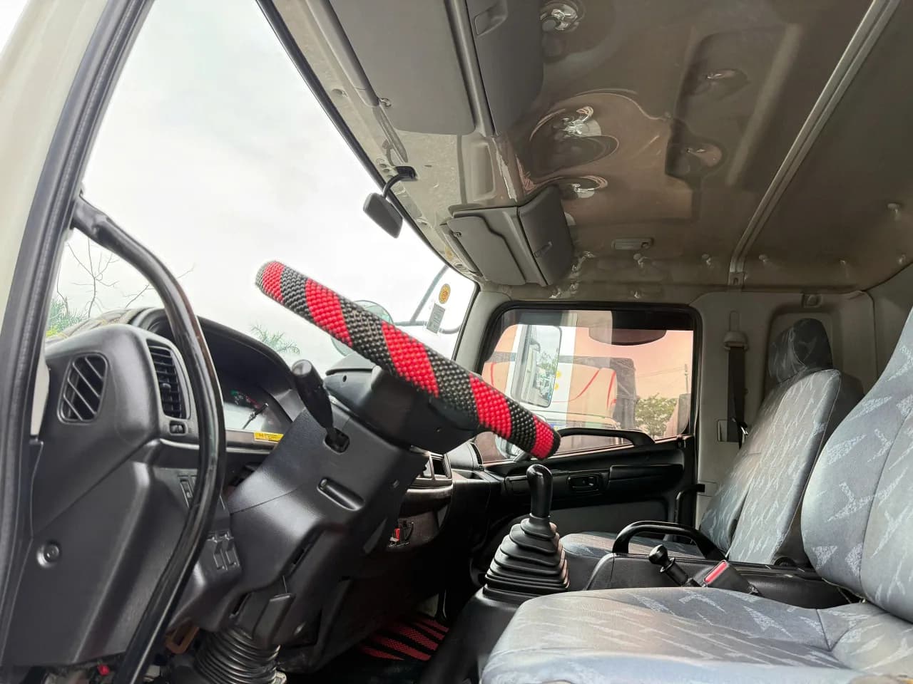 Hino 500 FG thùng lạnh đời 2022 - ảnh 11