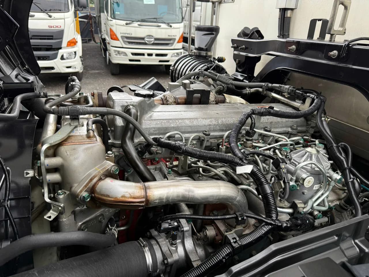 Hino 500 FG thùng lạnh đời 2022 - ảnh 13