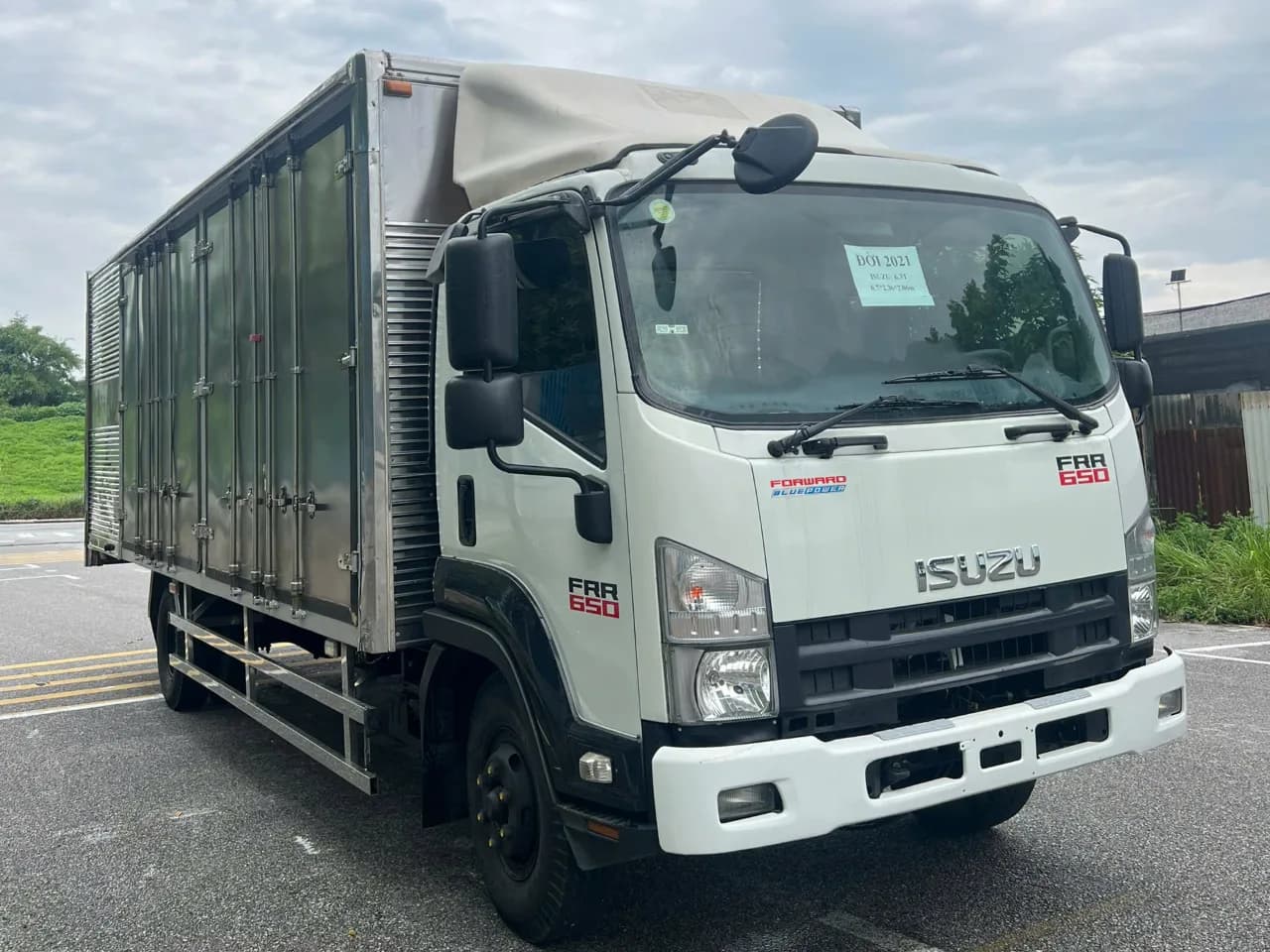 Isuzu FRR 650 thùng kín đời 2021 - ảnh 1