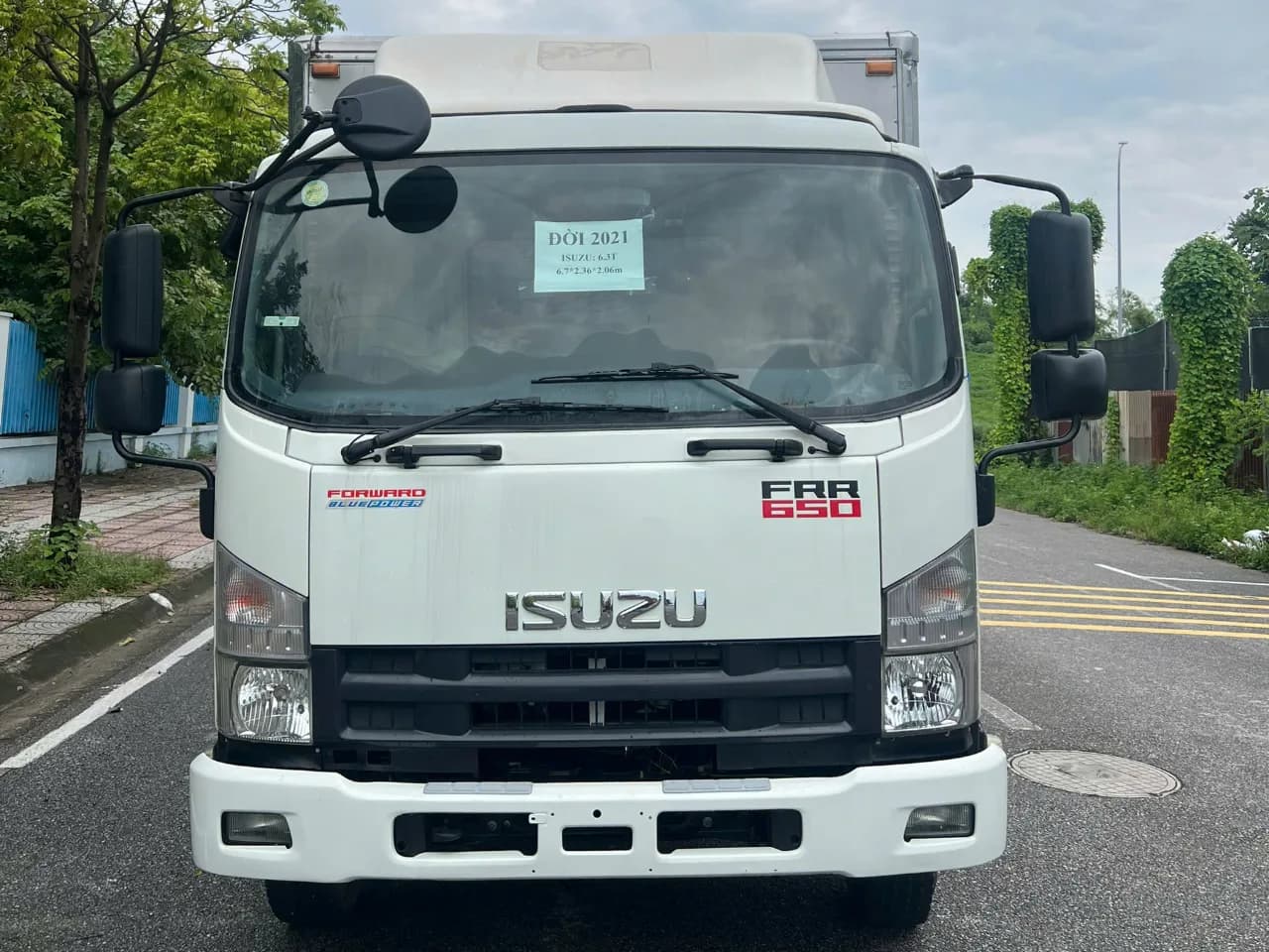 Isuzu FRR 650 thùng kín đời 2021 - ảnh 2