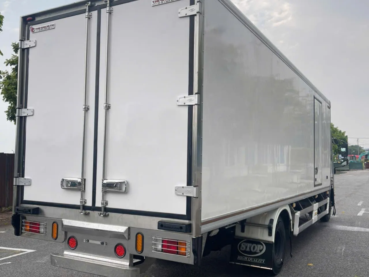 Isuzu FRR 650 thùng lạnh đời 2025 - ảnh 6